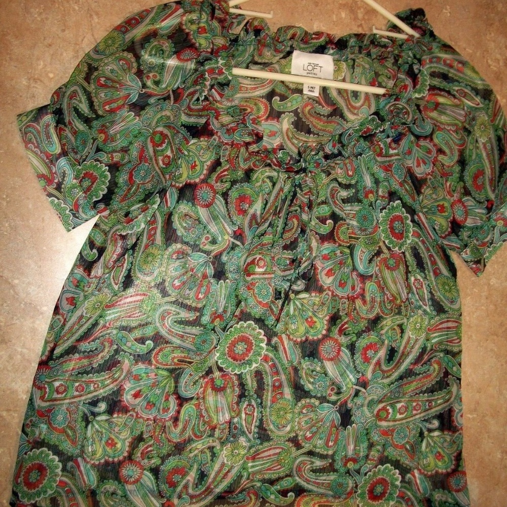 Ann Taylor LOFT Green Paisley Peasant Blouse S P